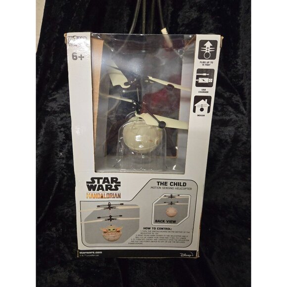 Star Wars The Mandalorian The Child Motion Sensing Helicopter - Picture 2 of 2
